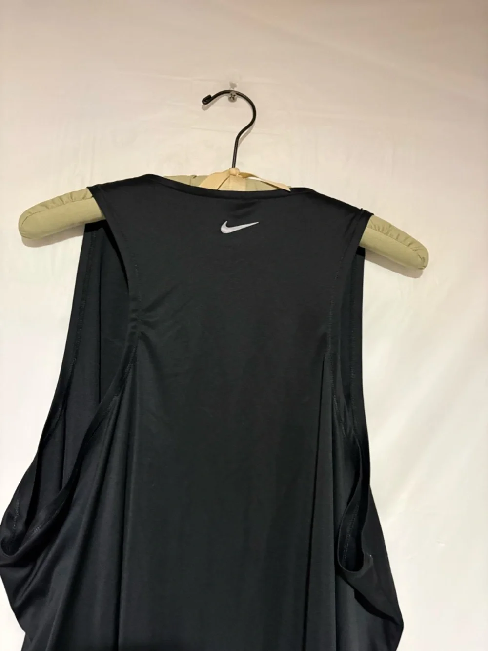 Nike Black Athletic Dri-FIT Tee with White Swoosh - Picture 6 of 8